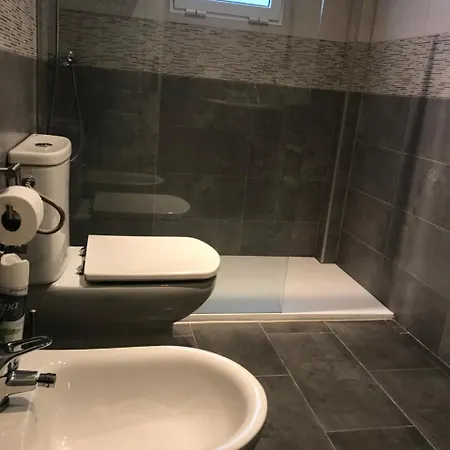 Heraclio Apartment *